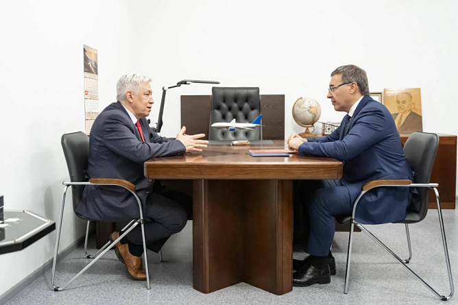 Валерий Фальков в Новосибирске провел совещание с руководителями научных организаций, расположенных в Сибирском федеральном округе